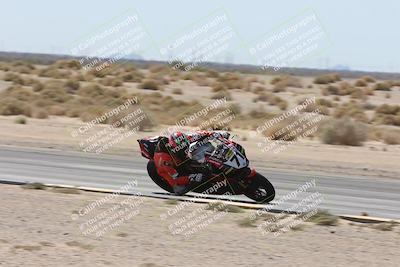 media/Apr-17-2025-Racers Edge (Thu) [[0a0c127f11]]/B Group/3-Session 2 (Turn 4 Inside)/